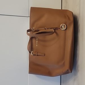 Michael Kors Women's Jet Set Travel